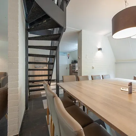 Сasa de vacaciones Restyled House, 5 Bathrooms, Near Vrachelse Heide Oosterhout (North Brabant)