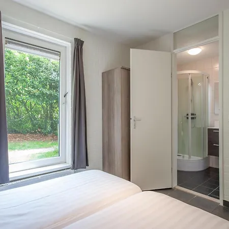 Restyled House, 5 Bathrooms, Near Vrachelse Heide Oosterhout (North Brabant)