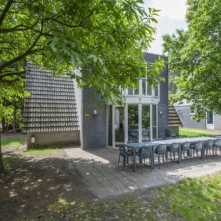 Restyled House, 5 Bathrooms, Near Vrachelse Heide Сasa de vacaciones